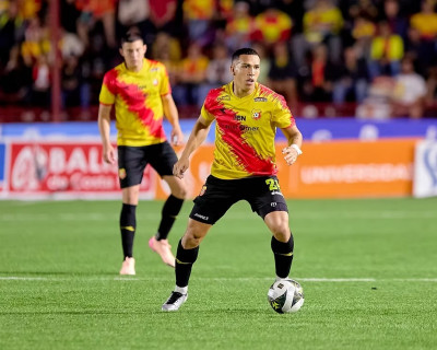 Herediano empezará a buscar el *TRI* en México