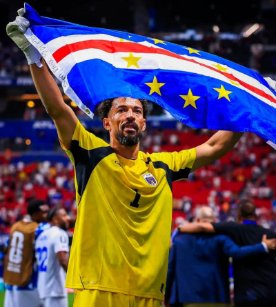EL HÉROE DEL MUNDIAL.