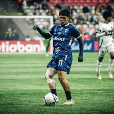 José Mora está de regreso