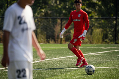 ¡Portero brumoso cruza fronteras!