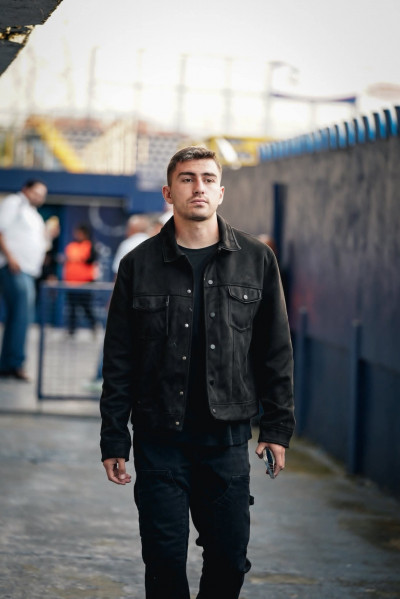 Sacudida brumosa ratifica pesos pesados al banquillo