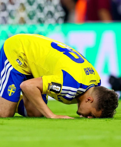 RESPETO EN PLENO MUNDIAL: Yasin Ayari pidió perdón tras marcarle a T�...