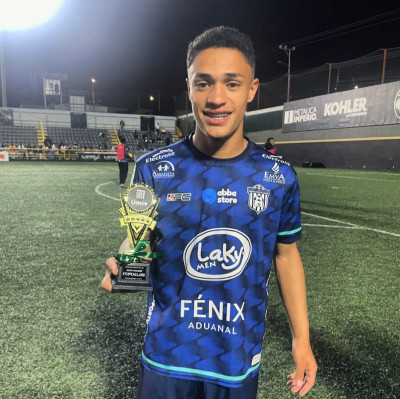 Joven cartaginés llega a la primera división