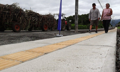Turrialba embellece su cantón inaugurando nuevas aceras
