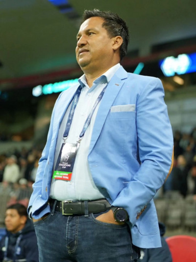 Amarini Villatoro sacude a la afición brumosa 