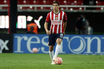 ¡Luis Olivas revela quién lo llevó al Cartaginés! El mexicano rompe...