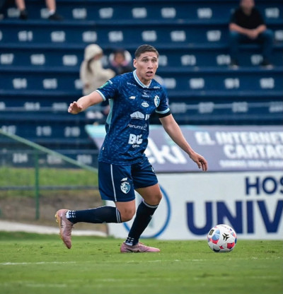 Cartaginés sorprende al estar en el podio del futbol nacional