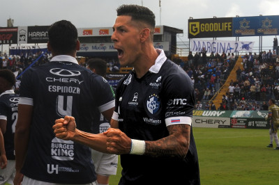 Mauro Quiroga entra en la historia del Cartaginés