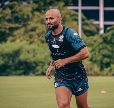 Ricardo Blanco recibe el alta médica después de 2 años sin jugar