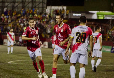 Santos denuncia a miembro de la FEDEFUTBOL ante sanción a su institución