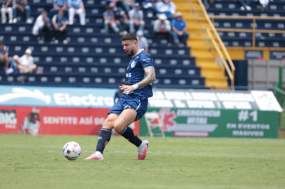 Diego Mesén respalda a Johan Cortés tras error ante Herediano