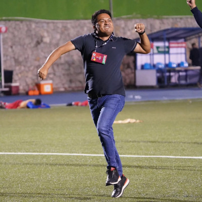 Socollón al camerino brumoso