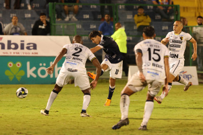 Cartaginés obligado a cambiar la historia