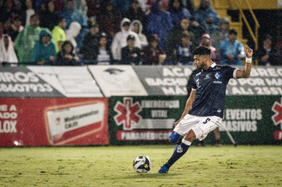 Cartaginés mantiene una lucha indirecta en las semifinales