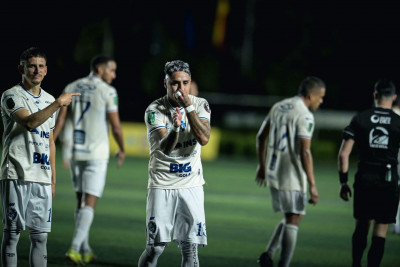 Gaete llega encendido al duelo ante FAS